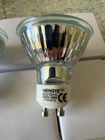 Photo of free 8 GU 50W Mains Halogen bulbs unused (Welling DA16) #2