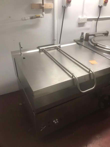 Photo of free Bratt Pan/Tilt Frying Pan (Central Lancaster LA1) #1