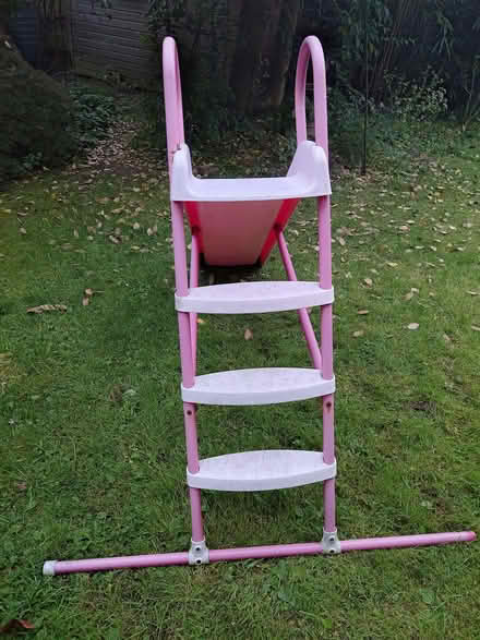 Photo of free Children's slide (Charnwood LE4) #3