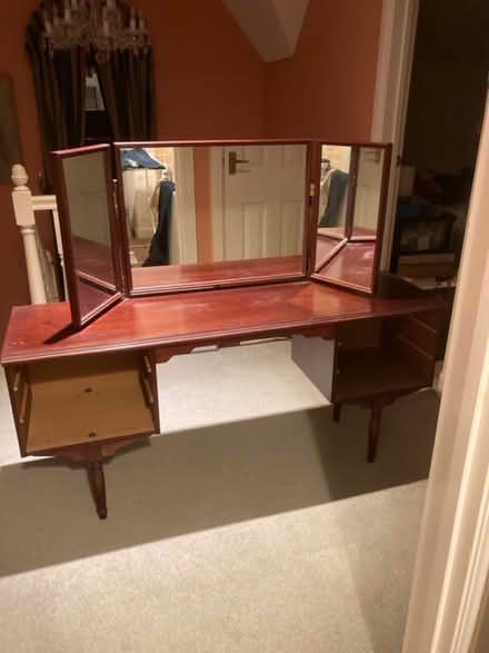 Photo of free Dressing table (GL56) #1