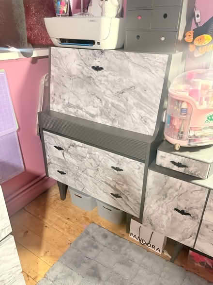 Photo of 8 set of tall drawers (UB5 Northolt) #4