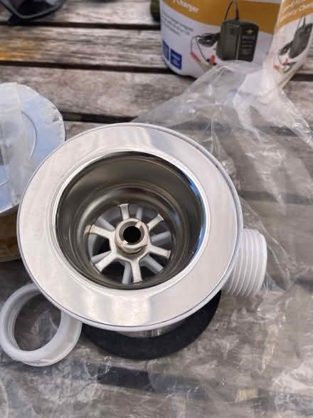 Photo of free Crome shower and sink waste unused (Kingston KT2) #4