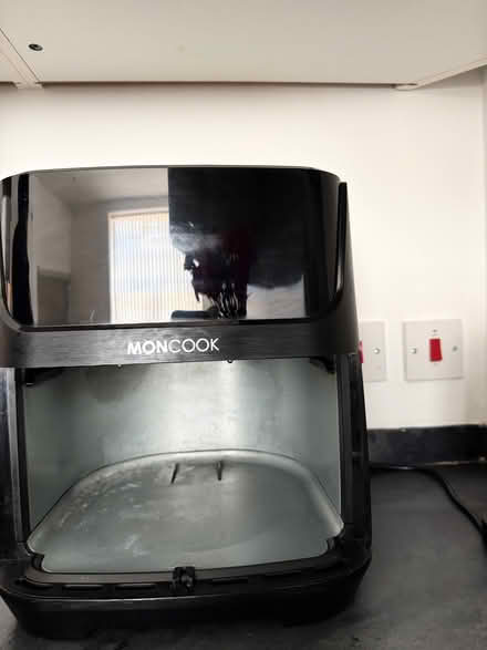 Photo of free Microwave and Air-fryer (Brentford TW8) #4