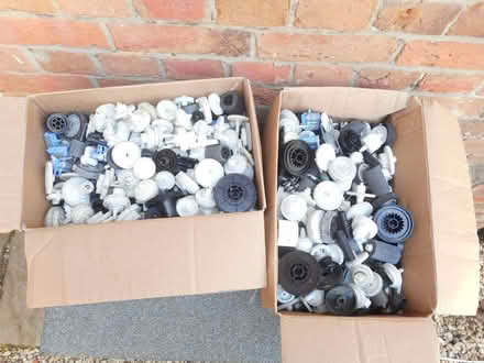 Photo of free boxes of gear wheels (Patney SN10) #1