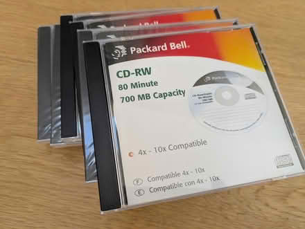Photo of free CD-RW recordable discs x7 (University Area RG6) #1