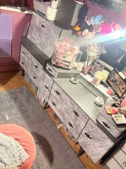 Photo of 8 set of tall drawers (UB5 Northolt) #3