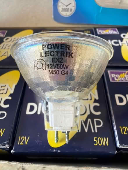 Photo of free Halogen 12v 50W bulbs unused (Welling DA16) #2