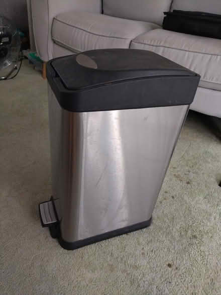 Photo of free Bin (Hartshill CV10) #1