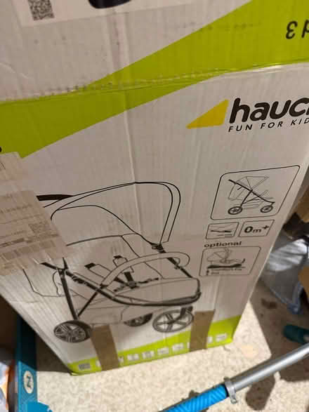 Photo of free Buggy and car seat Hauck (L21) #3
