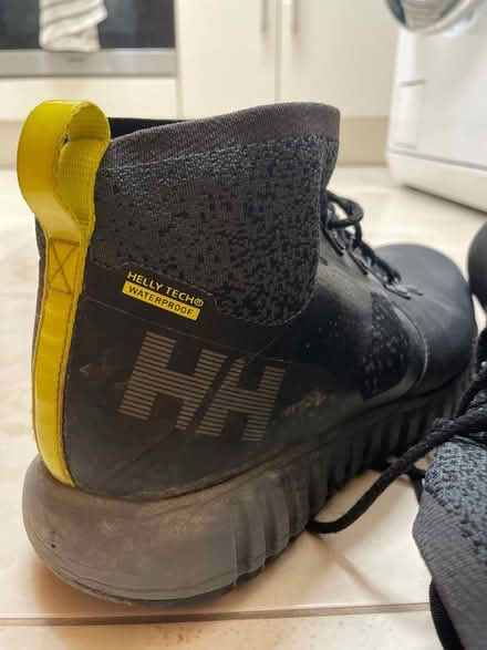 Photo of free Hiking Boots size 10 (Mill Hill (NW7)) #4