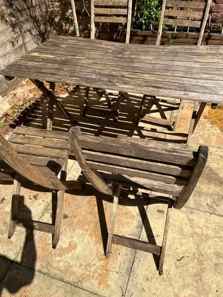 Photo of free IKEA outdoor dinning set (islington N1) #2