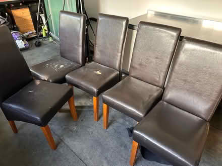 Photo of free 5 dining chairs (Morden SM4) #4
