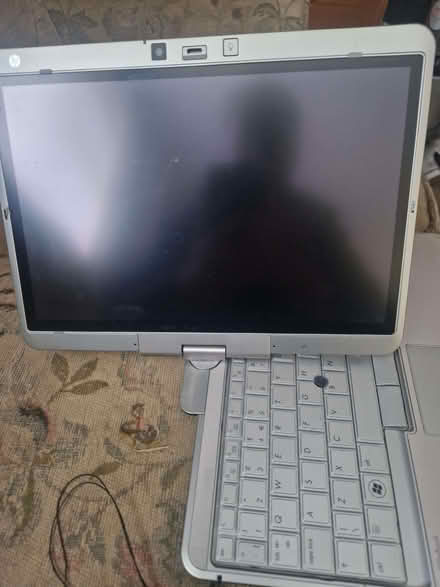 Photo of free HP Laptop Computer (Headbrook HR5) #4