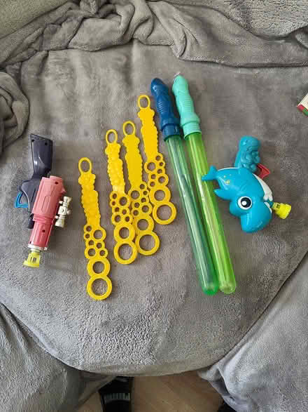 Photo of free Bubble wands and bubble guns (SG4 hitchin) #1