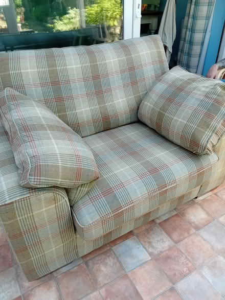 Photo of free Cuddle chair (Po77su) #1