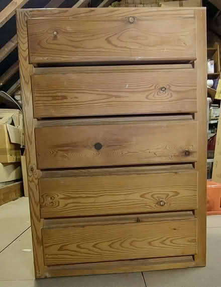 Photo of free small chest of drawers (Cheylesmore Coventry) #1