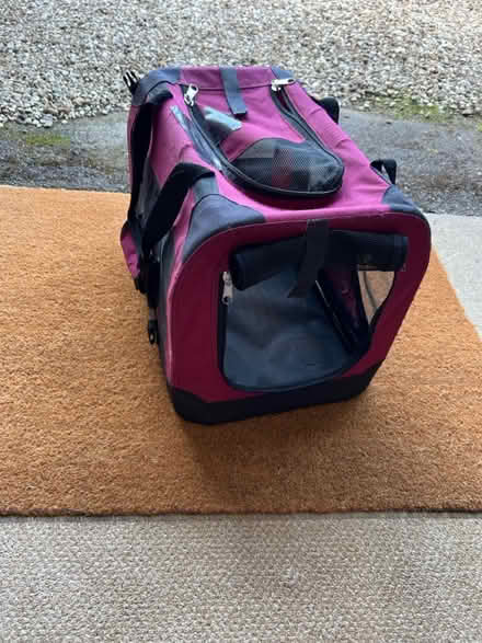 Photo of free Collapsing cat carrier (Braunston) #1
