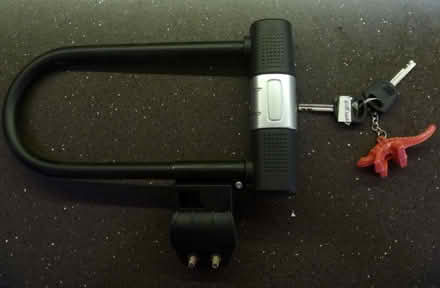 Photo of free Bike lock (Queen's park) #2