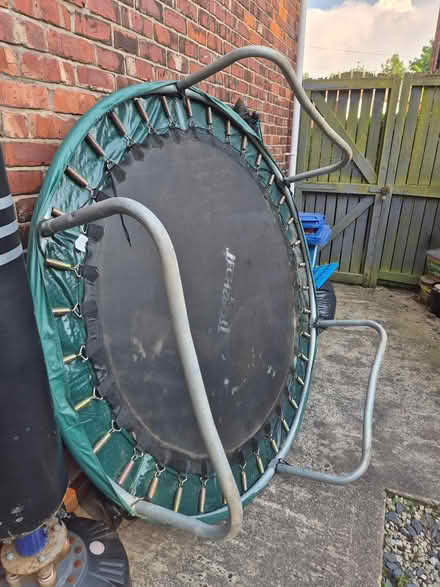 Photo of free 6ft trampoline (Newlyn Drive SK6) #3