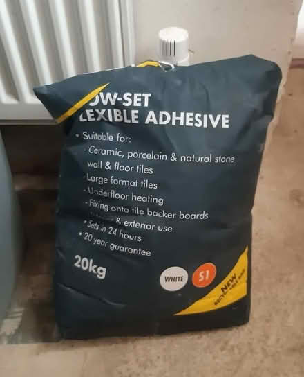 Photo of free White Flexibond Slow Set Tile Adhesive (Whiteshill GL6) #1