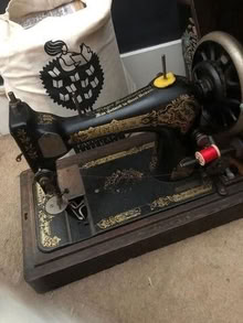 Photo of free Vintage Singer Sewing Machine (Ramsgate CT11) #1