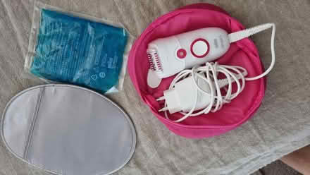 Photo of free BRAUN Silk-épil 5 and cold glove (Jennyfield HG3) #1