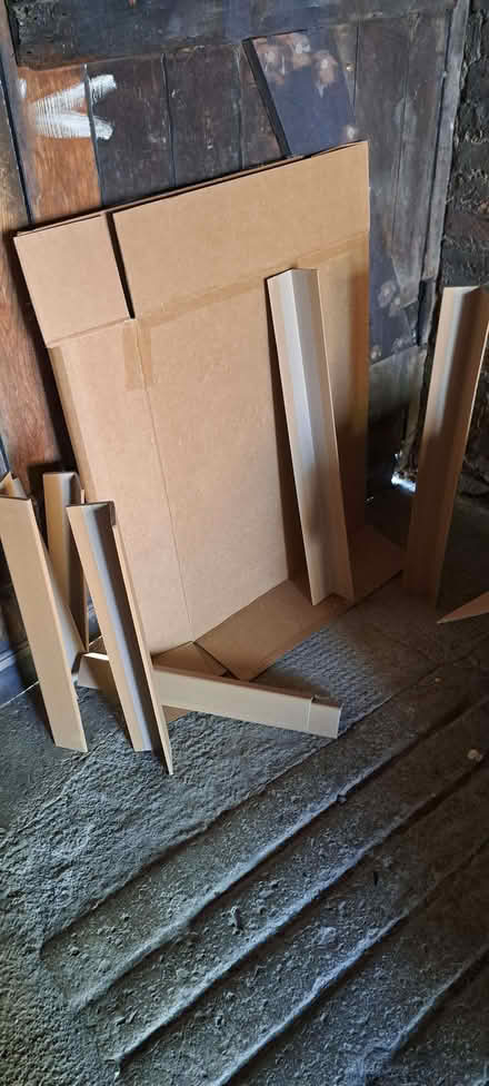Photo of free Very strong cardboard box and packing (Presteigne LD8) #2