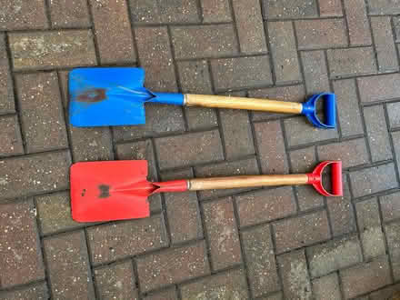 Photo of free Metal Beach spades in good cond (Stanway CO3) #2