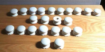 Photo of free White ceramic knobs (Central Crouch End N8) #1