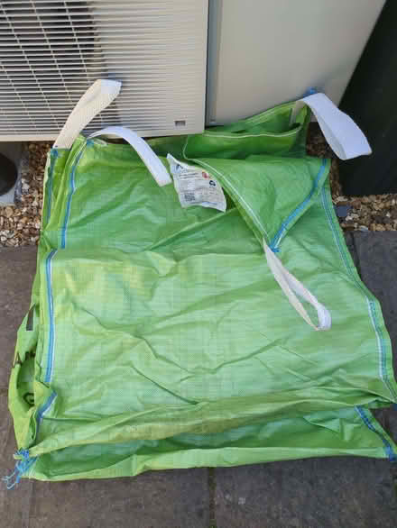 Photo of free 1 tonne topsoil bag (South Malling BN7) #1