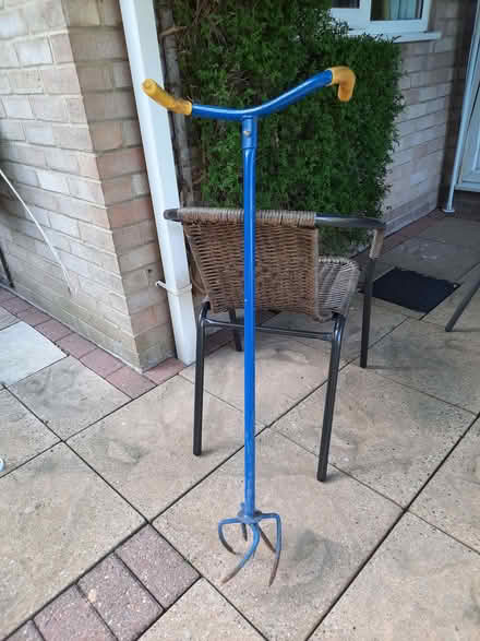 Photo of free weed puller (Grove OX12) #1