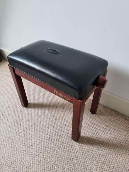 Photo of free Roland adjustable piano stool (Tunbridge Wells) #2