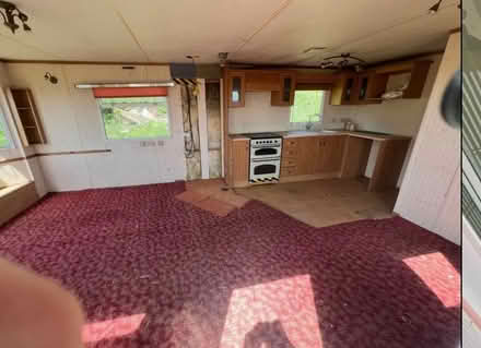 Photo of free 37 ft Static Caravan (Croydon SG8) #3