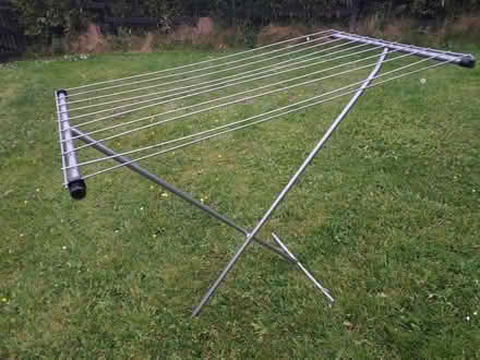 Photo of free Flat clothes horse (Kilmacanogue /D 8, flexible) #1