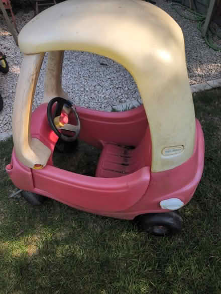 Photo of free Little tikes car (WD6) #4