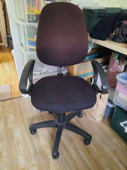 Photo of free Office chair, brown. (Grove OX12) #1
