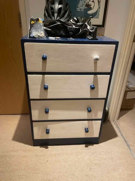Photo of free Chest of drawers wood (Ub60dz) #1