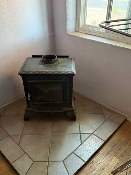 Photo of free Wood burning stove (Barelas) #1