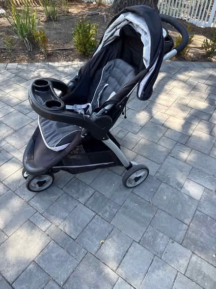 Photo of free Stroller (Hillsborough (near 92 and 280)) #1