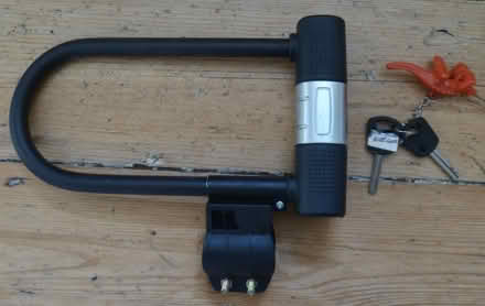 Photo of free Bike lock (Queen's park) #1