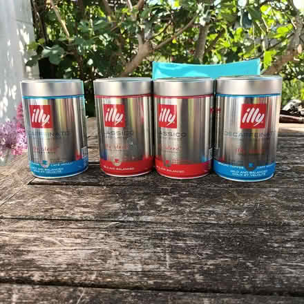 Photo of free Illy coffee tins (Marcham OX13) #1