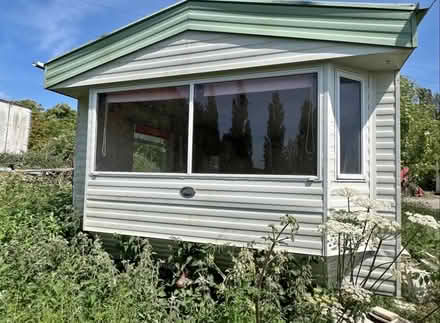 Photo of free 37 ft Static Caravan (Croydon SG8) #1