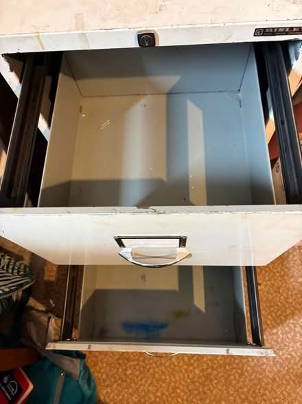 Photo of free Metal 2-drawer filing cabinet (Rosemount AB25) #2