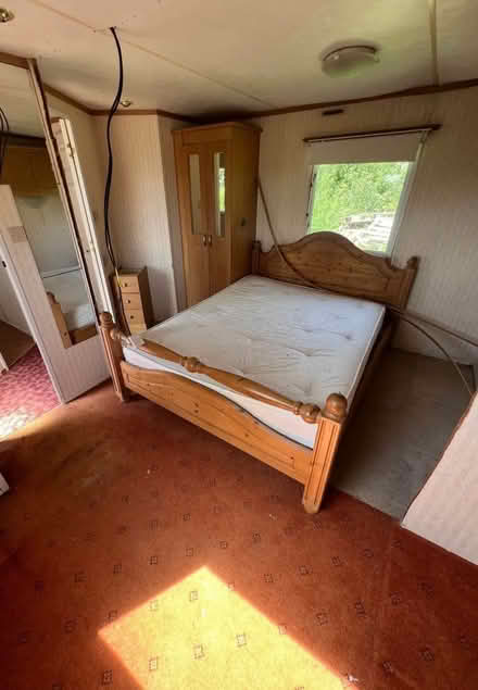 Photo of free 37 ft Static Caravan (Croydon SG8) #4