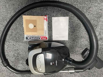 Photo of free Powersonic Bagged Vacuum Cleaner (Pilrig EH6) #1