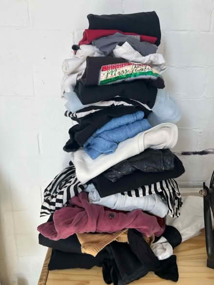 Photo of free Various clothes uk size 8, 10 fem (N4 Manor House) #1