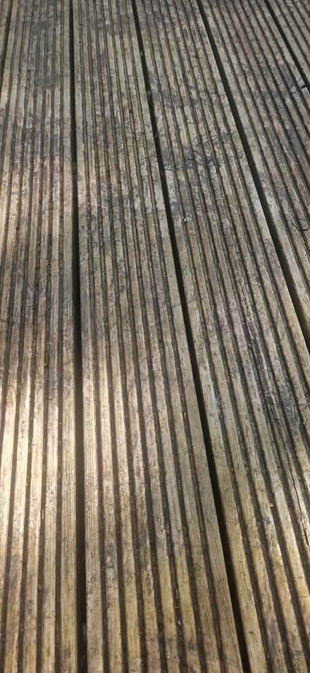 Photo of free decking (HX3) #2