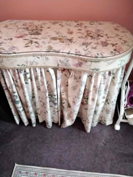 Photo of free Kidney Shaped Dressing Table (Broadbridge Heath Horsham) #1