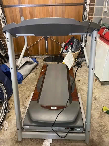 Photo of free Horizon treadmill - working (Surbiton KT6) #1