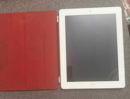 Photo of free Apple iPad 2 (Se15) #1